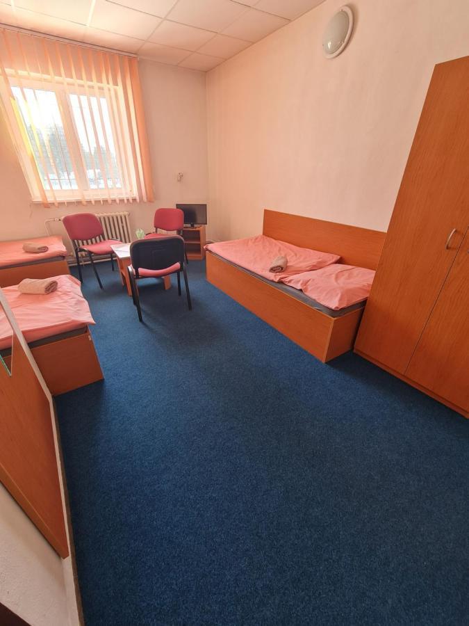 Penzion Olympia Банска-Бистрица Экстерьер фото